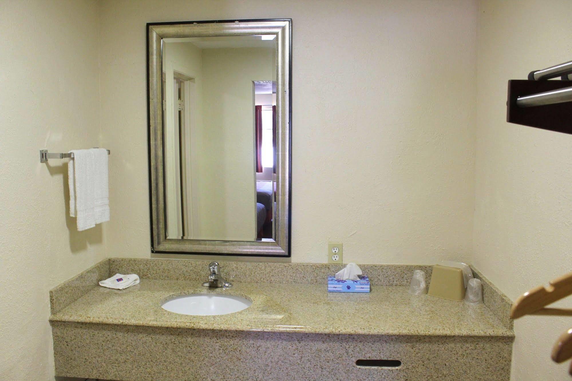 Motel 6-Winnie, Tx Buitenkant foto