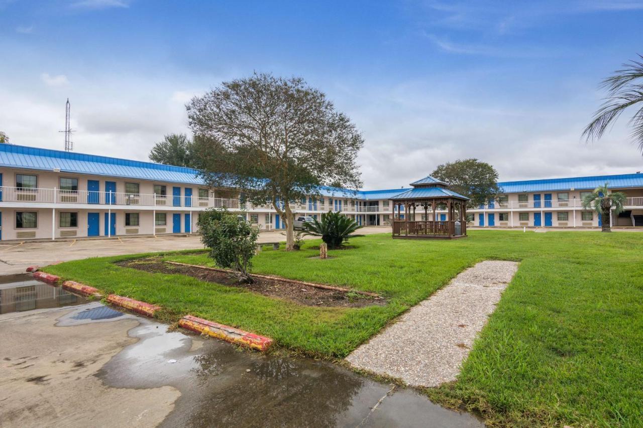 Motel 6-Winnie, Tx Buitenkant foto